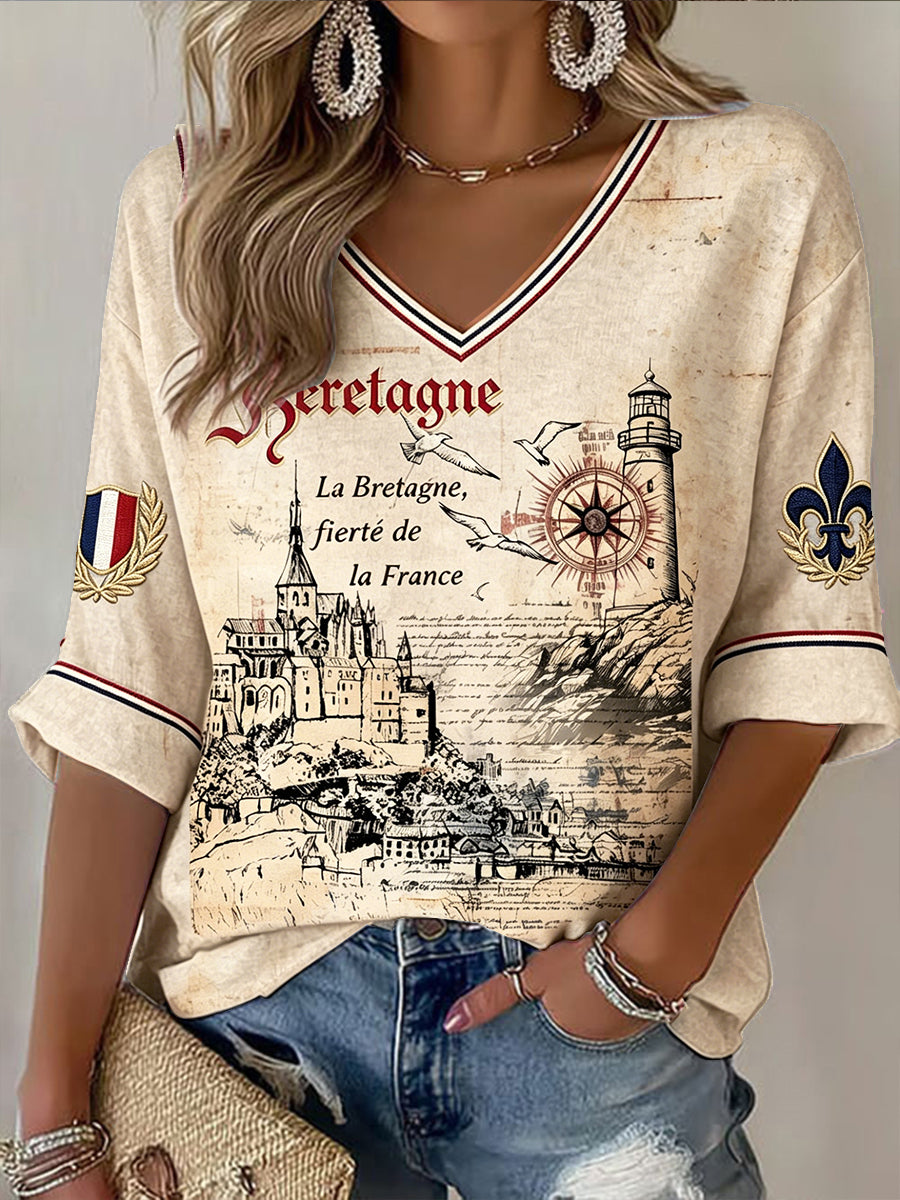 T-shirt décontracté à col en V pour femme, imprimé montagne de Saint-Michel en Bretagne, France