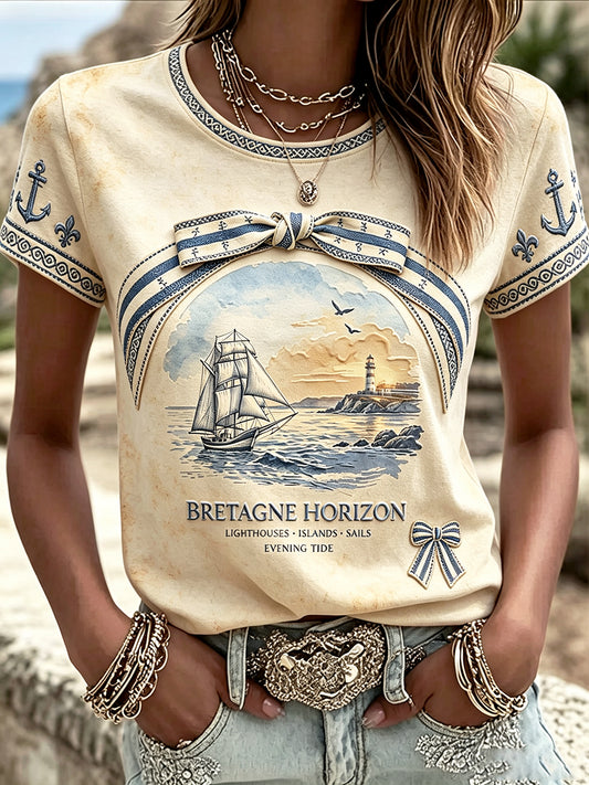 T-shirt décontracté pour femme, imprimé rétro beige représentant un phare breton et un voilier français